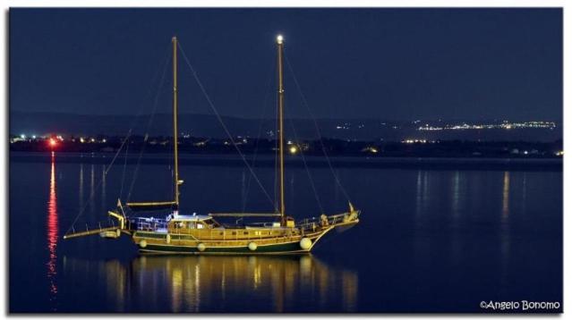 Botel Goktuga Boat&breakfast